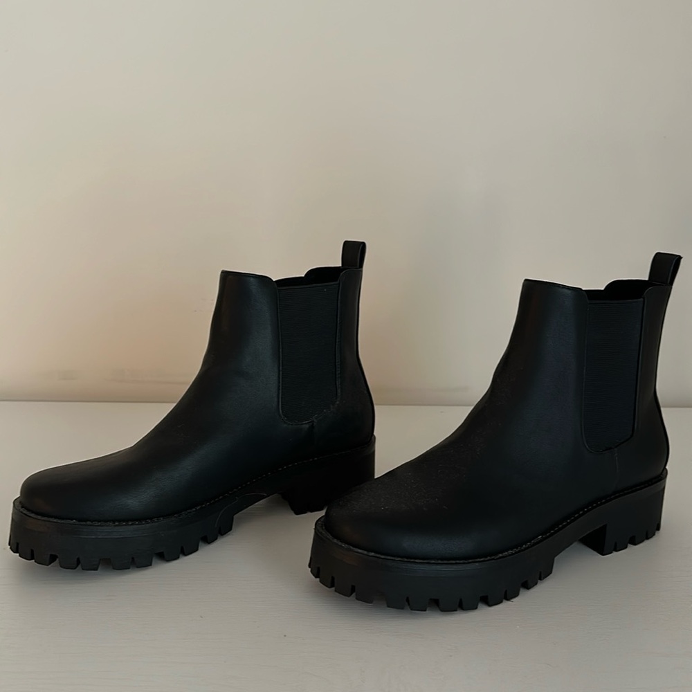 Black BP boots